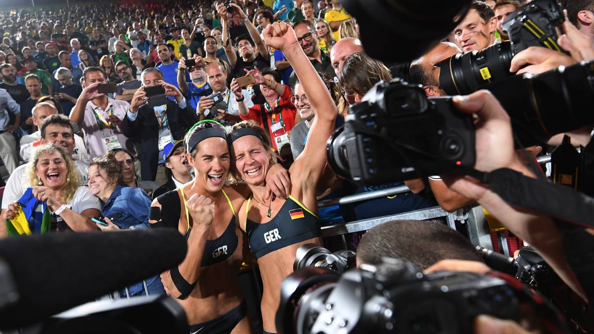 Laura Ludwig und Kira Walkenhorst reisten zwar als heiße Medaillenkandidatinnen im Beachvolleyball nach Rio. Was das Duo an der Copacabana aber dann tatsächlich in den Sand brannte, war schlichtweg sensationell