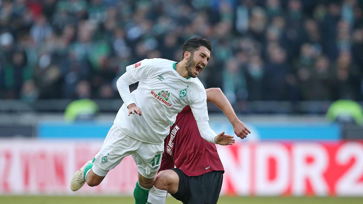 BVB-Urgestein NURI SAHIN etwa, bis heute der jüngste Bundesliga-Spieler aller Zeiten, suchte noch einmal eine neue Herausforderung bei Werder Bremen, da er in Schwarz-Gelb zu oft hatte auf der Bank Platz nehmen müssen