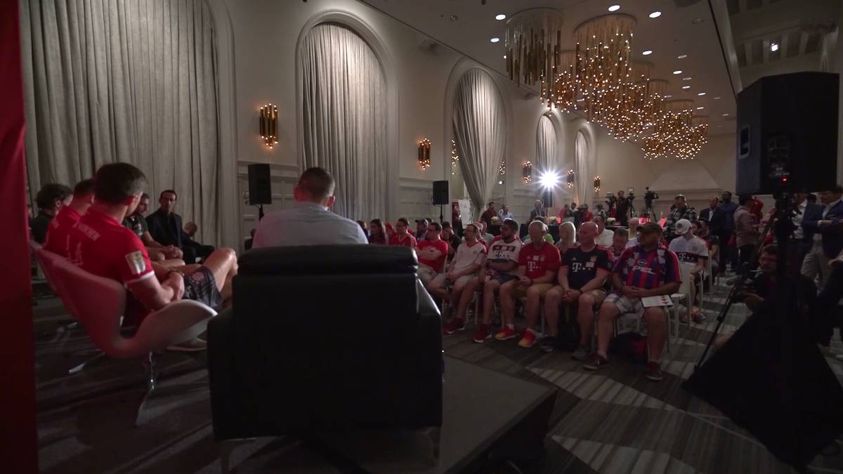 Das Ziel der Reise ist klar: Den FC Bayern im bestmöglichen Licht präsentieren. Die Spieler sind auf zahlreichen Terminen ... 