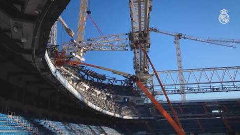 Obwohl der Ball dort nicht rollt, ist im Stadion von Real Madrid jede Menge Bewegung. Das Estadio Santiago Bernabéu könnte trotz Komplikationen schon bald umgebaut sein.