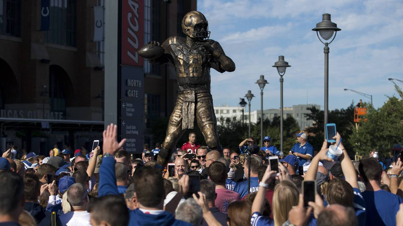 Colts ehren Star-Quarterback