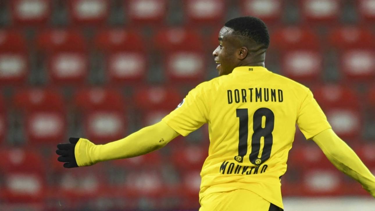 Moukoko über Meister-Traum mit BVB