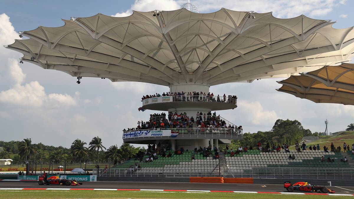 SEPANG/MALAYSIA, 1. Oktober: Wie schon 2016 findet der Malysia-Grand-Prix ungewöhnlich spät statt. An der Temperatur und der hohen Regenwahrscheinlichkeit ändert das aber wenig