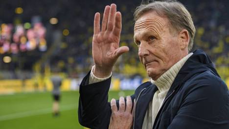 Das packenden Saisonfinale musste Hans-Joachim Watzke erst mal sacken lassen. Mit einem Anruf von Uli Hoeneß hatte er nicht gerechnet. 