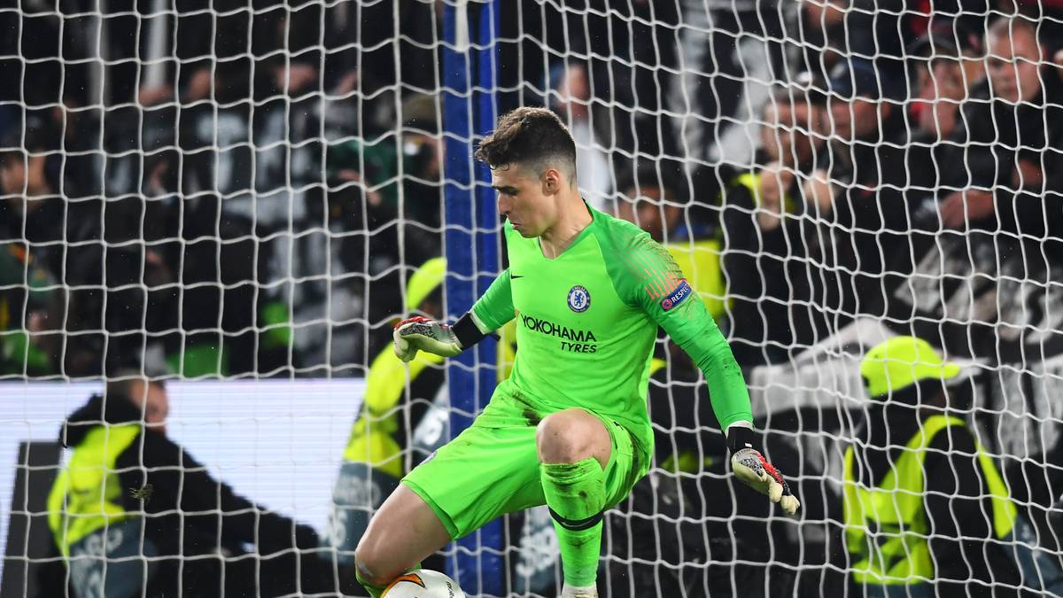 TOR - KEPA ARRIZABALAGA (FC Chelsea): Der 24-jährige Spanier löste im Sommer den zu Real Madrid abgewanderten Thibaut Courtois ab. Seitdem ist er ein sicherer Rückhalt für die Blues. In 36 Spielen hielt er seinen Kasten 14-mal sauber