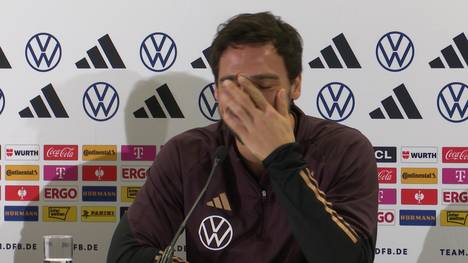 Auf der Pressekonferenz vor dem Spiel gegen Österreich in Wien bringt der Bundestrainer Julian Nagelsmann Abwehrmann Mats Hummels aufgrund dieser Aussage aus dem Konzept. 