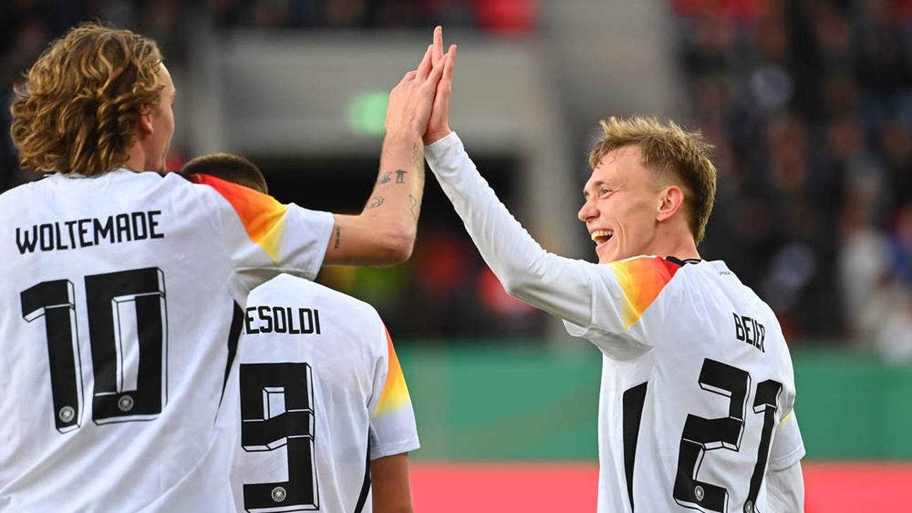 Nick Woltemade und Maximilan Beier warten noch auf ein Tor