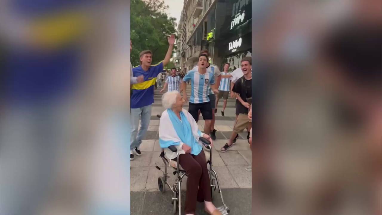 Herzzerreißend! 103-jährige Oma wird bei Argentiniens Finaleinzug gefeiert