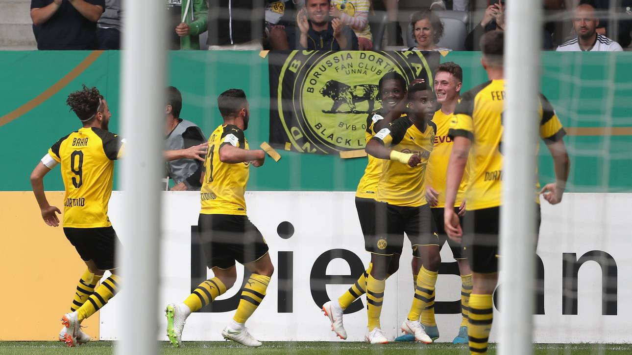 Moukoko führt BVB zum Derby-Sieg