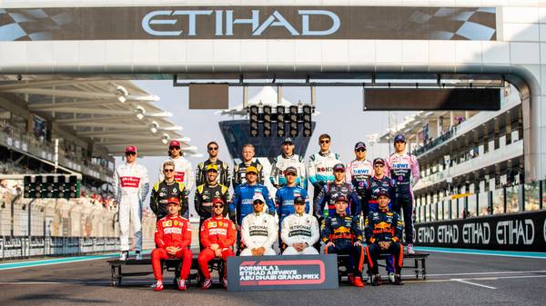 ABU DHABI, UNITED ARAB EMIRATES - DECEMBER 01: The F1 Drivers Class of 2019 photo is taken on track before the F1 Grand Prix of Abu Dhabi at Yas Marina Circuit on December 01, 2019 in Abu Dhabi, United Arab Emirates. (Photo by Dan Istitene/Getty Images)