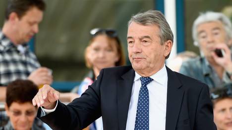 Wolfgang Niersbach will nicht auf sein Exekutivkomitee-Mandat verzichten