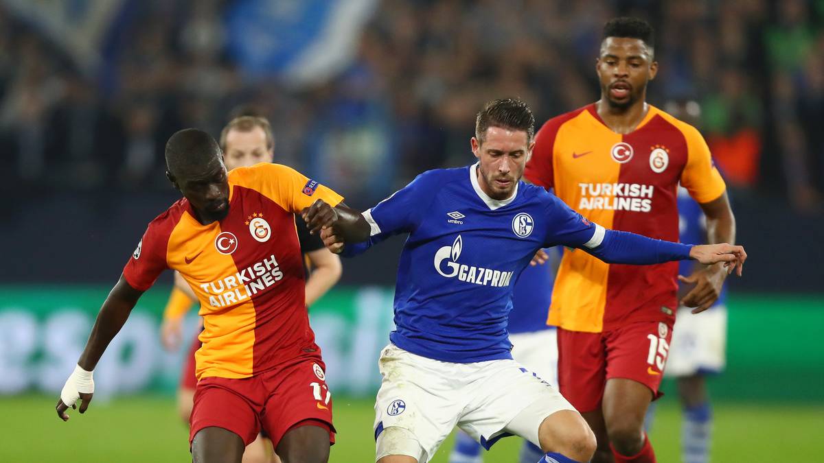 MARK UTH: Verrannte sich oft und bleibt am Gegenspieler hängen, aber mit teils guter Spieleröffnung und Übersicht. War beim 2:0 zur Stelle und erzielte das entscheidende Tor für Schalke. SPORT1-Note: 2,5