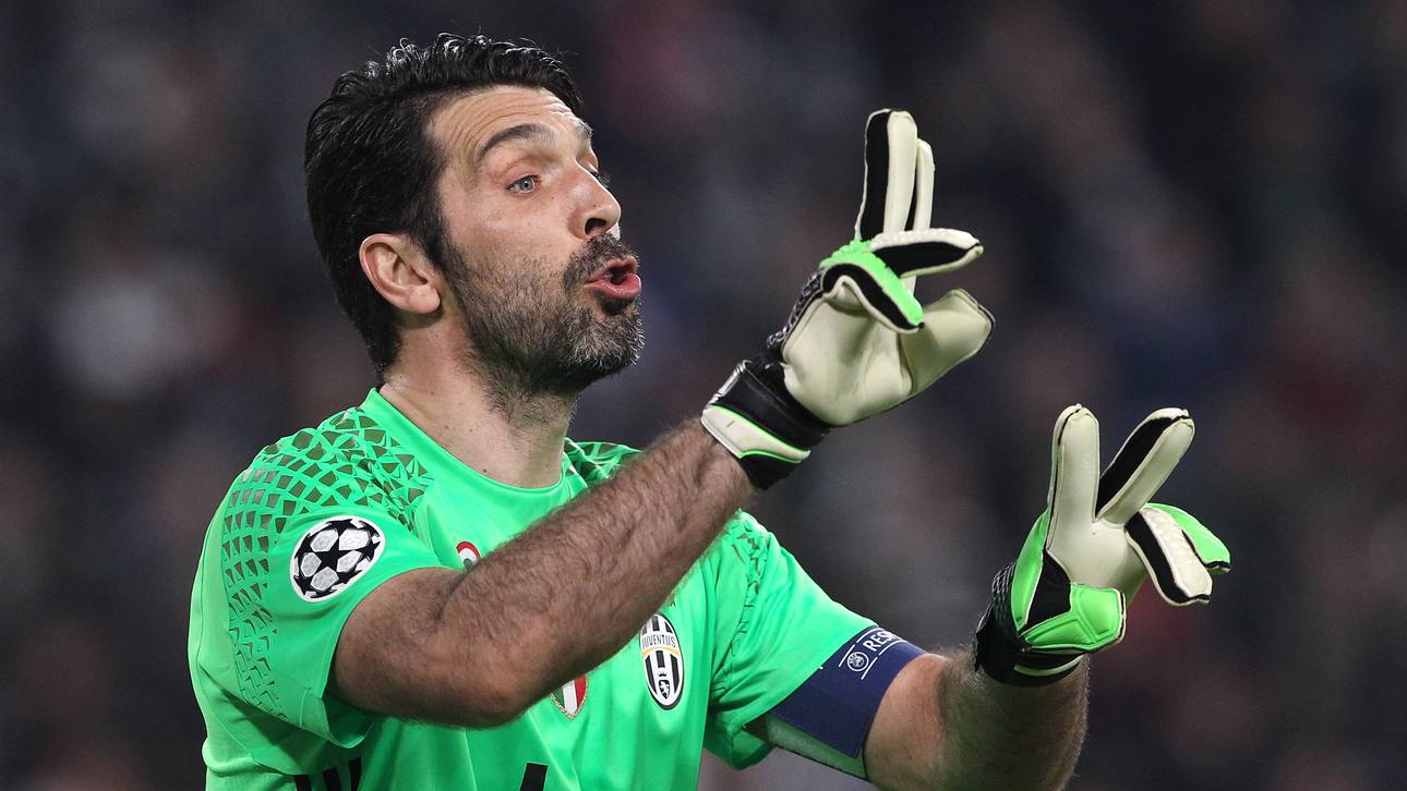 Juves Buffon zieht mit Kahn gleich