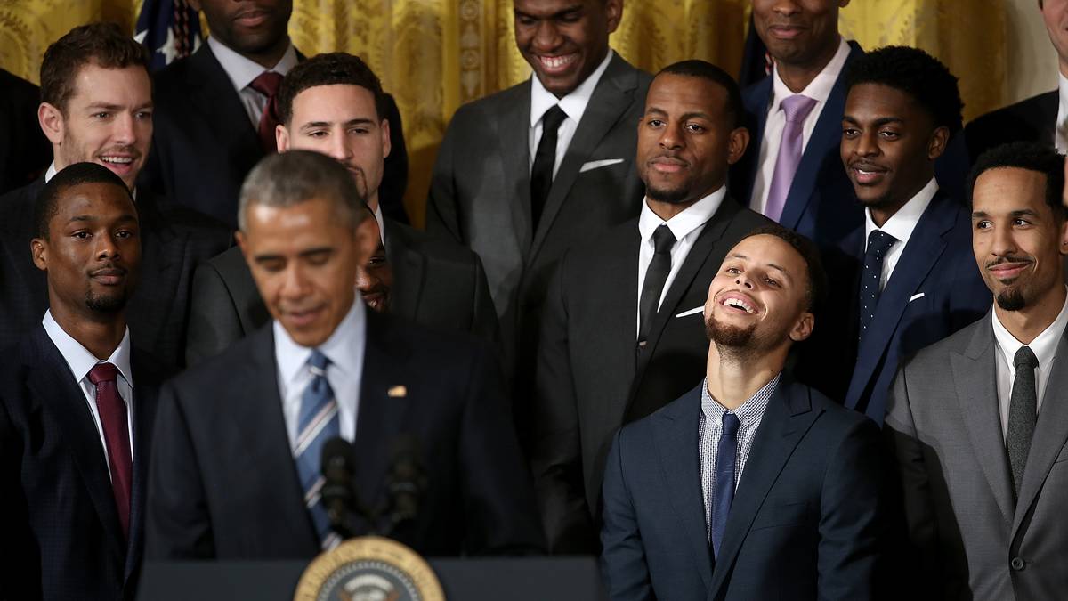 Obama bezeichnet Curry bei einer anderen Gelegenheit als "besten Shooter, den ich je gesehen habe"