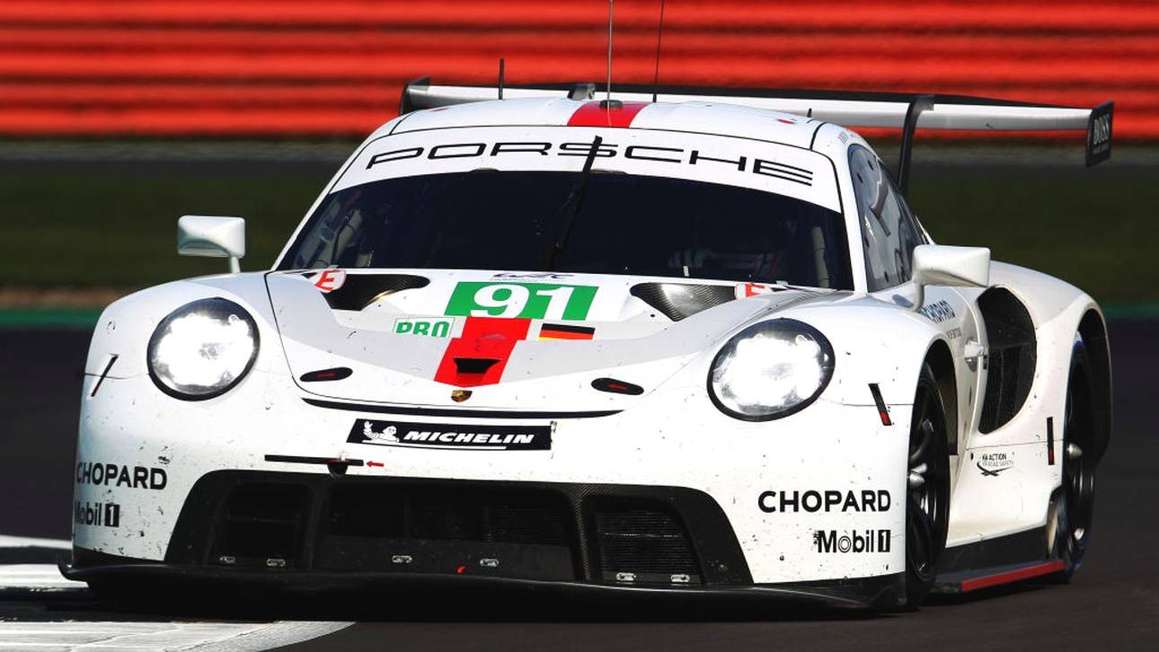 Porsche in Fuji auf der Pole