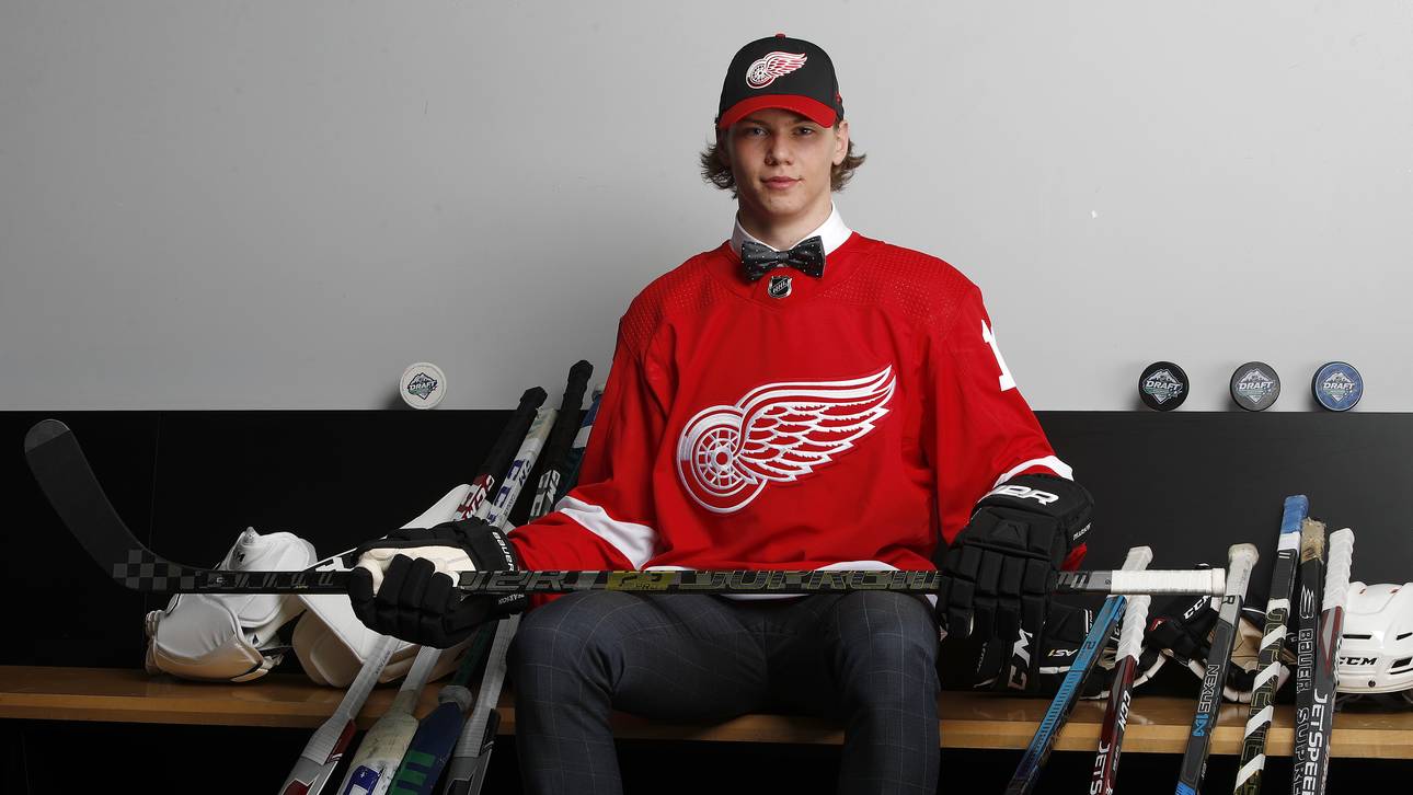Seider unterschreibt bei Red Wings