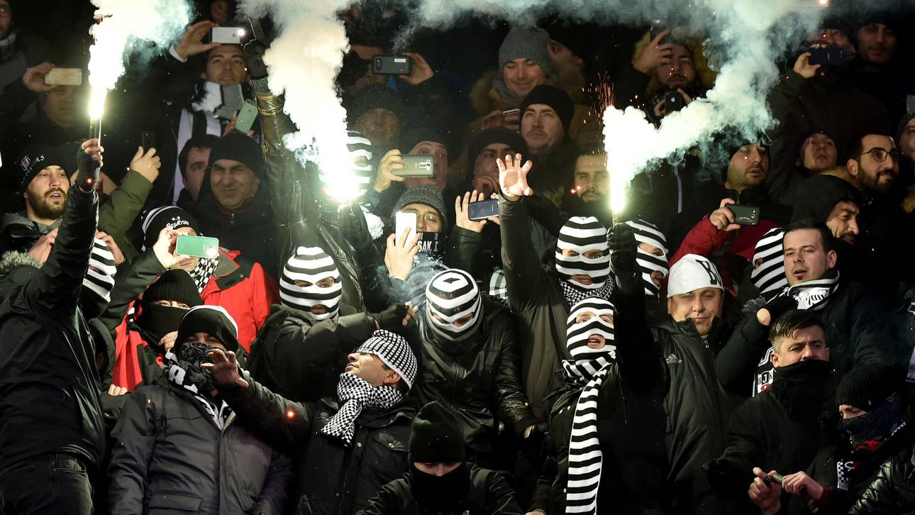 Die Besiktas-Ultras sind bekannt für ihre Nähe zum linken autonomen Lager