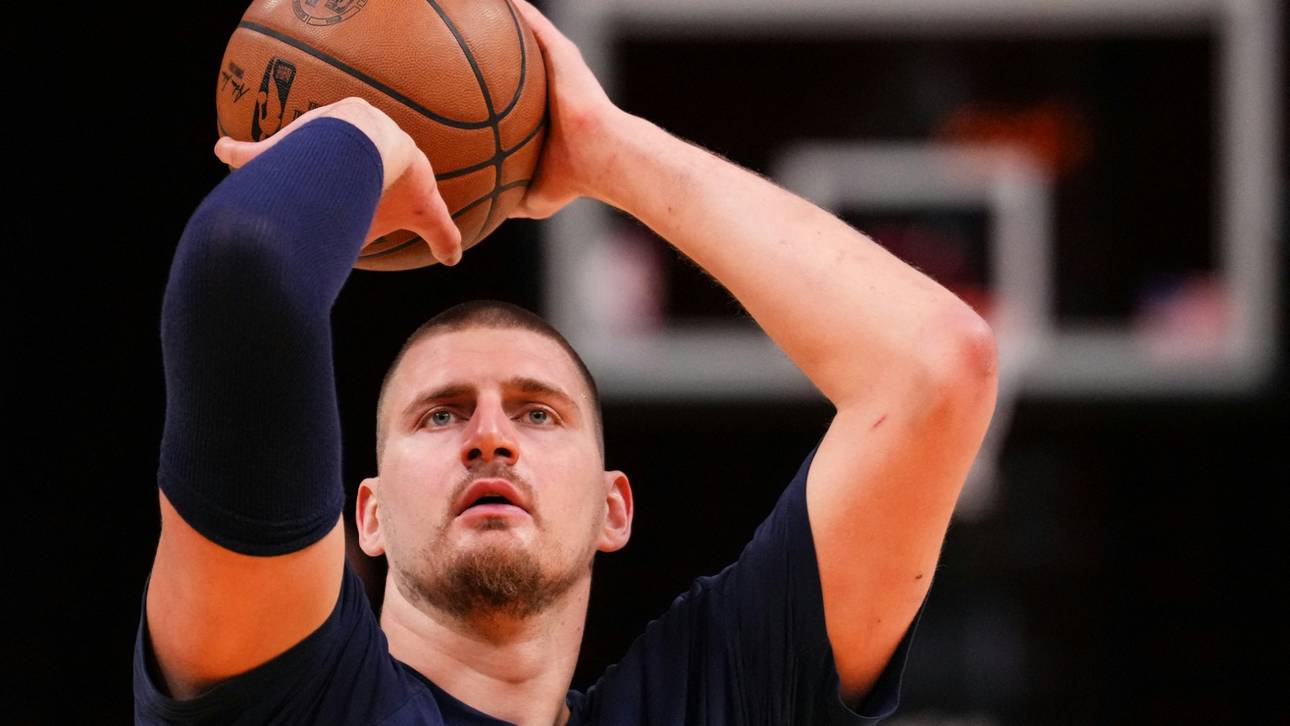 Knie überstreckt: Jokic fehlt Nuggets mehrere Wochen