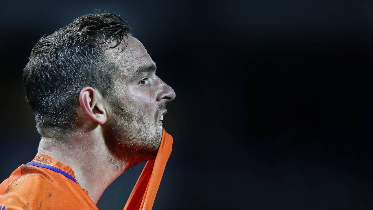 Presse rechnet mit Oranje ab