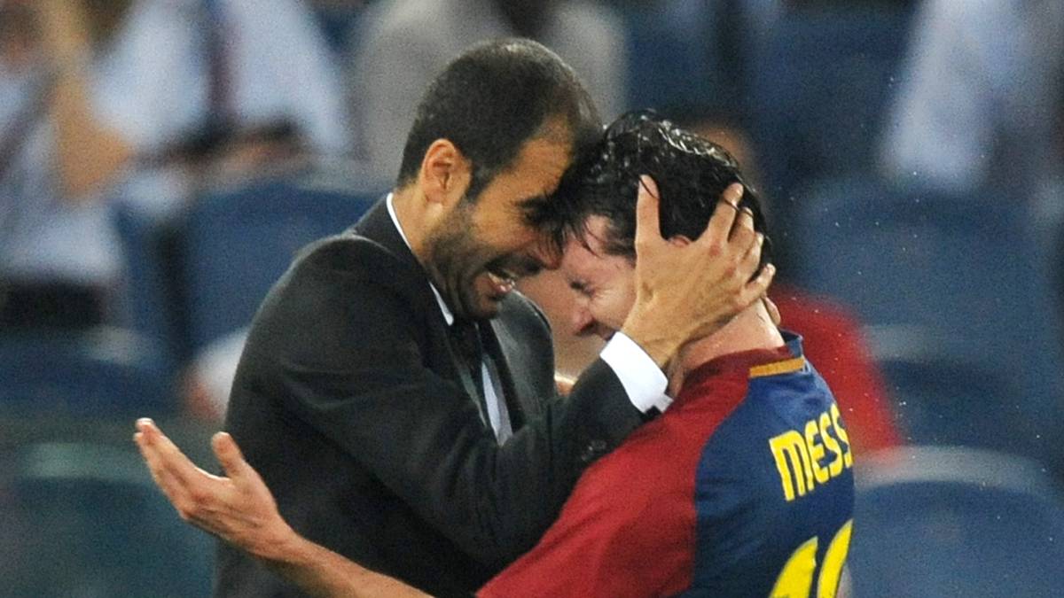 PLATZ 3: FC Barcelona (2008 - 2012) - Nach dem Vorbild der Ballbesitz-Philosophie seines früheren Mentors Johan Cruyff formte Pep Guardiola das bis hierhin beste Barca aller Zeiten. Gleich in seinem ersten Jahr holte er das Triple, zwei Mal führte er die Blaugrana zum Champions-League-Sieg. Das Pep-Team ging schnell in die Geschichte ein