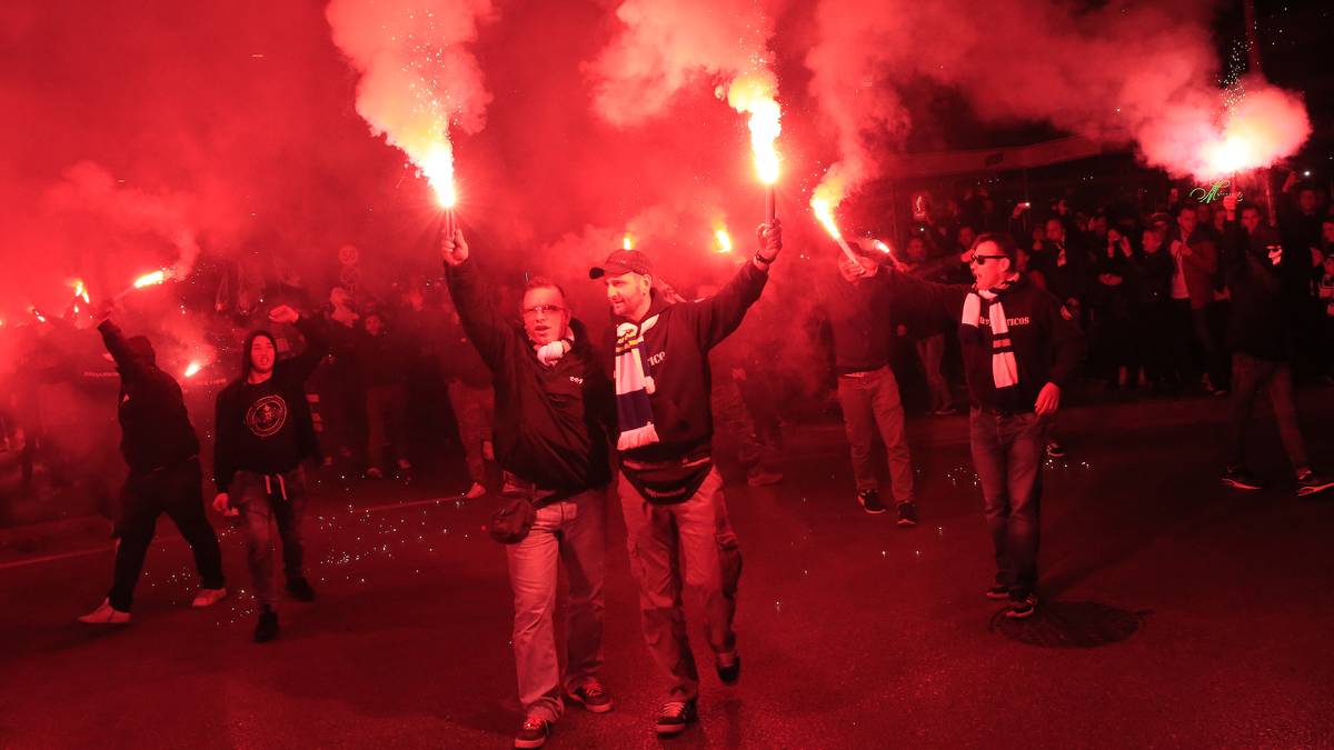 Fans von Bosnien-Herzegowina