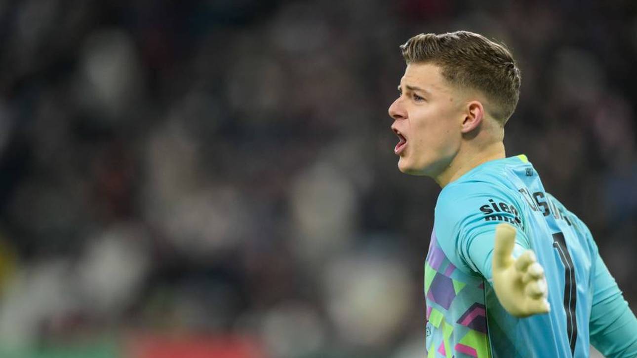 Finn Dahmen mischt mit dem FC Augsburg derzeit die Bundesliga auf