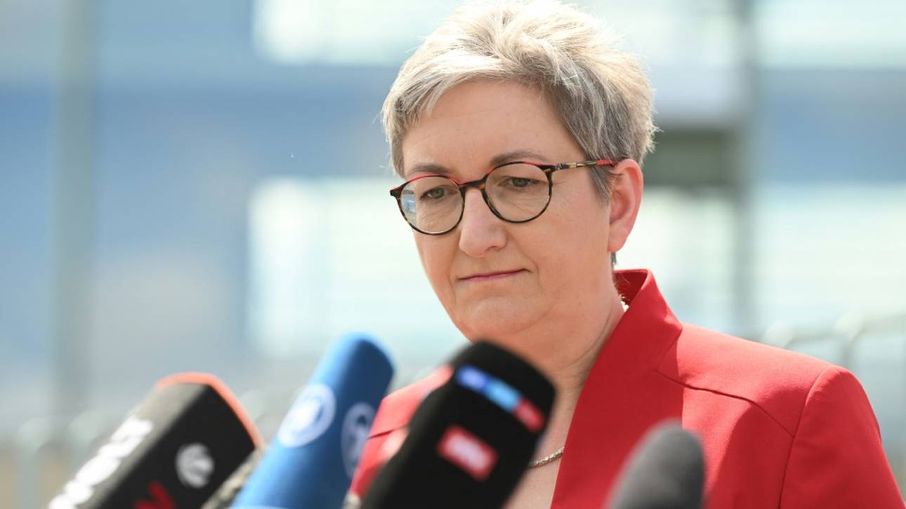 Bauministerium rät zu „Beton in Abwehr“ im EM-Finale