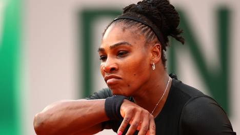 Serena Williams wird bei ihrem Comeback von einer Verletzung gestoppt