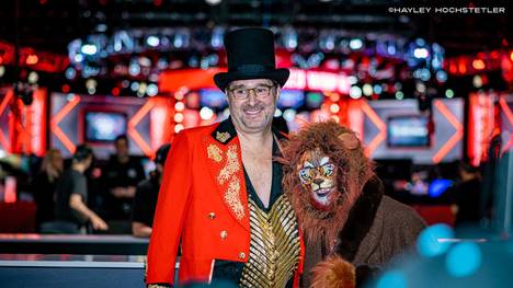 Phil Hellmuth und Daniel Cates mit spektakulärem WSOP Main Event Auftritt