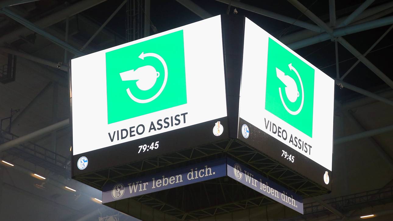 Videobeweis auf Stadion-Leinwand?