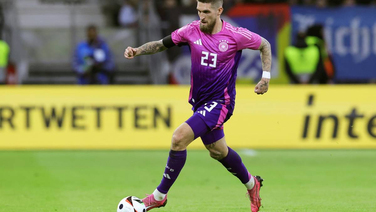 MITTELFELD/ANGRIFF - ROBERT ANDRICH  (Bayer Leverkusen/29 Jahre/3 Länderspiele)