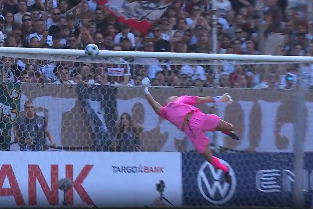 Die Torhüter waren in der 1. Runde des DFB-Pokal omnipräsent. Es gab die Helden, es gab aber auch die Pechvögel, die durch Patzer Aufmerksamkeit erregten.