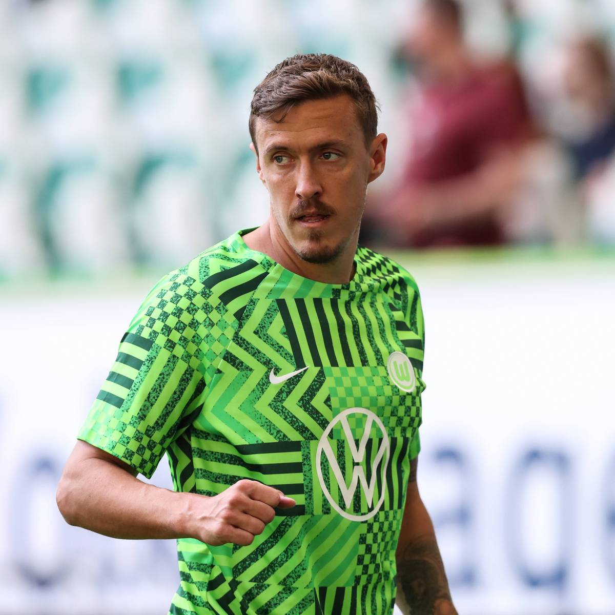 Nach seiner Ausbootung beim VfL Wolfsburg spielt Max Kruse für Trainer Niko Kovac keine Rolle mehr. Ein besonderer Amateur-Klub aus Berlin zeigt nun Interesse an dem 34-Jährigen. 