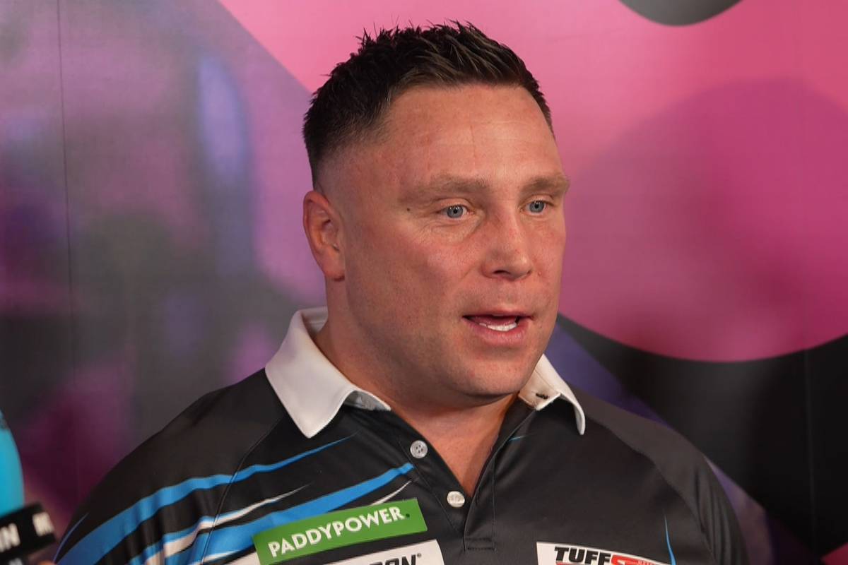 Gerwyn Price spricht nach dem Sieg gegen Kumpel Jonny Clayton mit SPORT1 über das Spiel, wie er seine Emotionen balancieren muss und den Grund seiner Verspätung zum Interview.