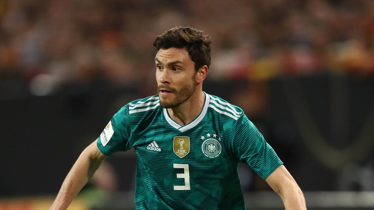JONAS HECTOR: Begann mit einem ansehnlichen Volleyschuss (10.), der das spanische Tor knapp verfehlte. Leistete sich dann aber einen bösen Stellungsfehler, den Silva beinahe zum 0:2 genutzt hätte (18.). Brachte mit einer Nachlässigkeit gegen Carvajal dann auch Boateng in höchste Not (76.). Nur selten mit brauchbaren Offensivvorstößen - mit Luft nach oben. SPORT1-Note: 5