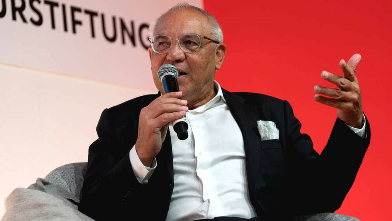 Felix Magath spricht über die Trainersuche des FC Bayern