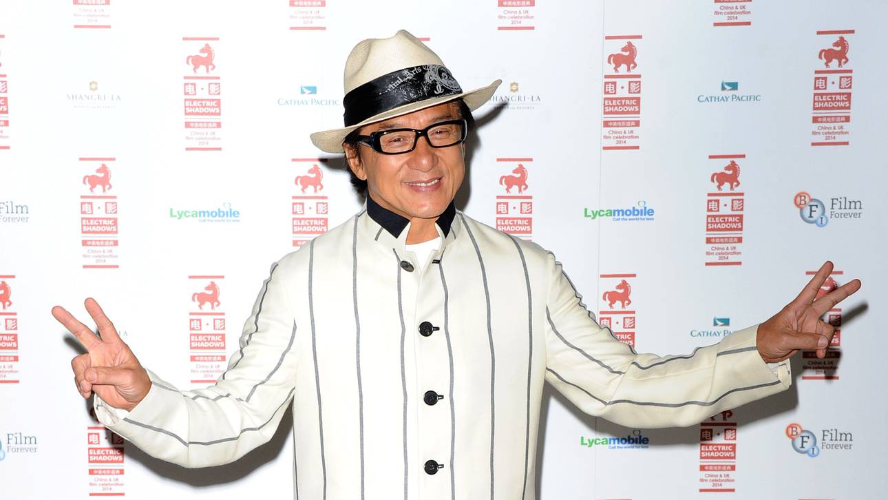 Jackie Chan singt für Peking