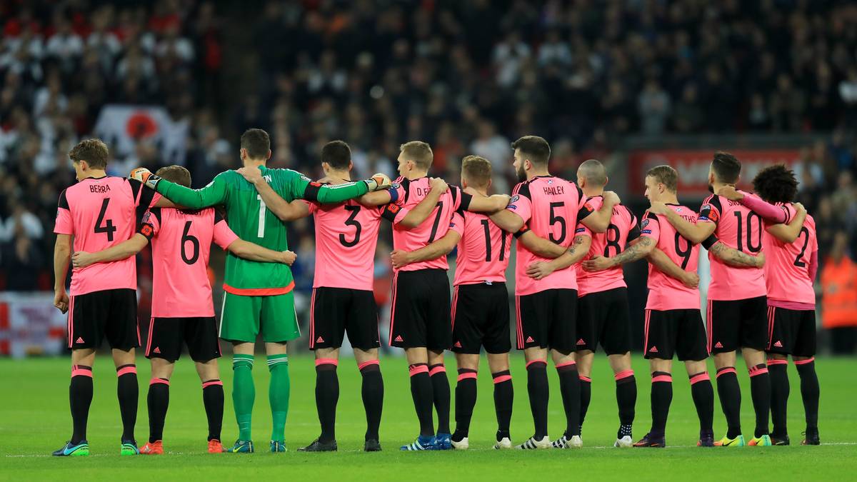 Das Gleiche kann auch die schottische Mannschaft behaupten. Die Gäste eifern scheinbar "Pink Panther" nach