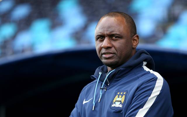 Premier League Patrick Vieira Kritisiert Arsenal Trainer Arsene Wenger