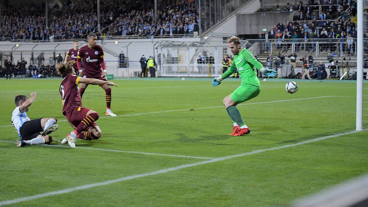 Schalke blamiert sich in München