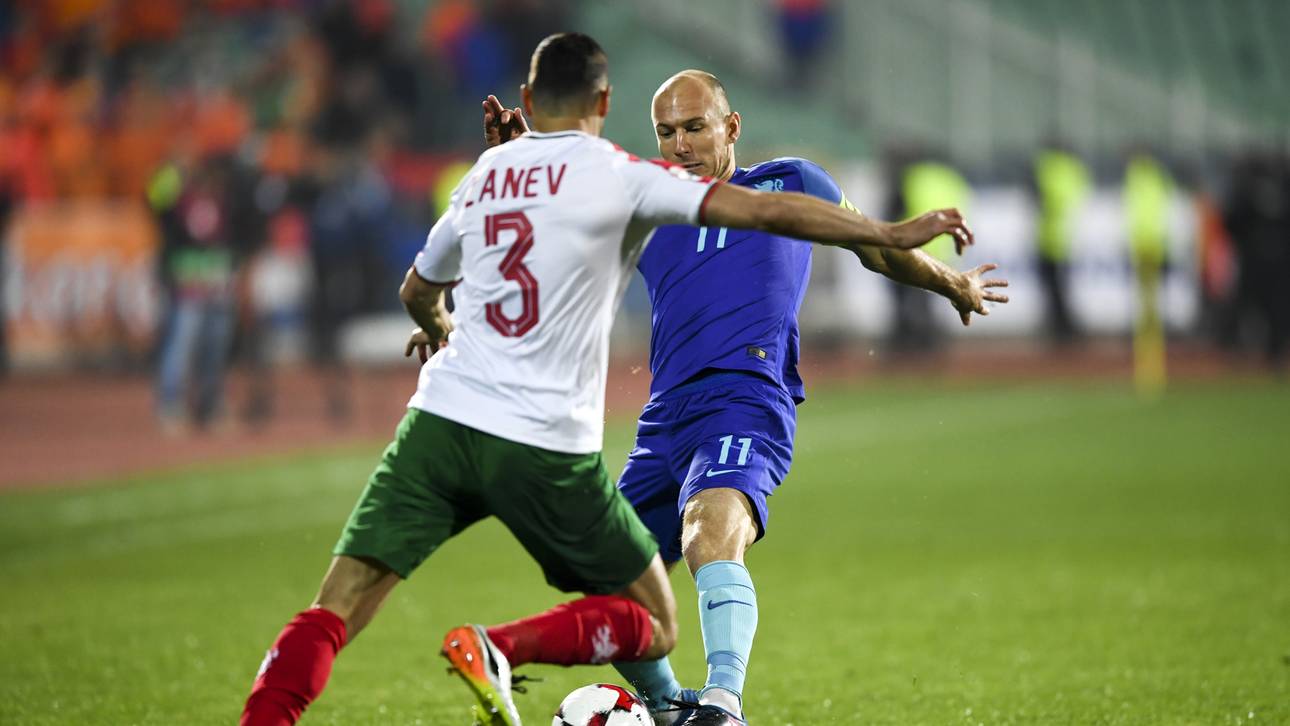 Robbens Niederlande blamiert sich