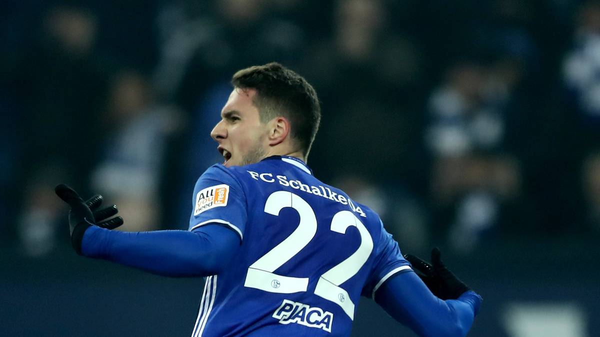 Auf Schalke lässt Marko Pjaca die Königsblauen gegen Hertha in der 37. Minute jubeln