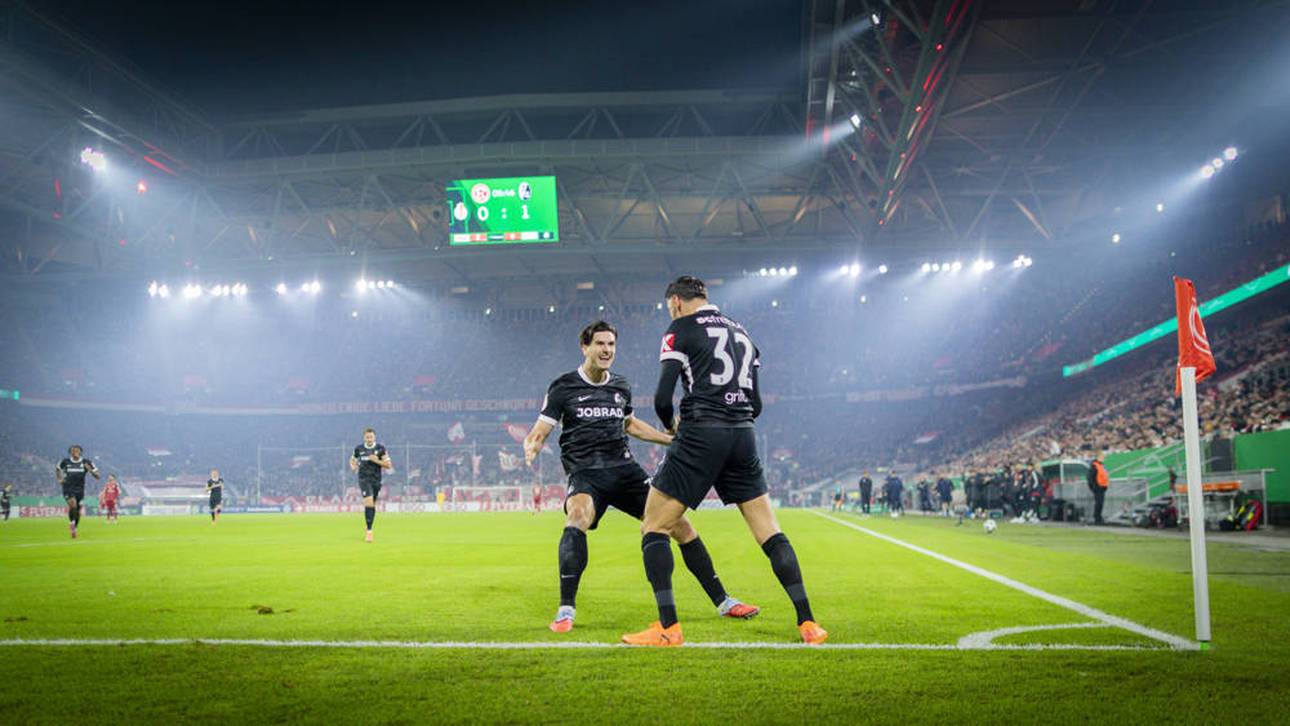 Igor Matanovic (l.) steht in der Startelf