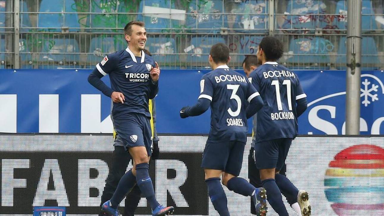 Bochum springt auf Platz eins