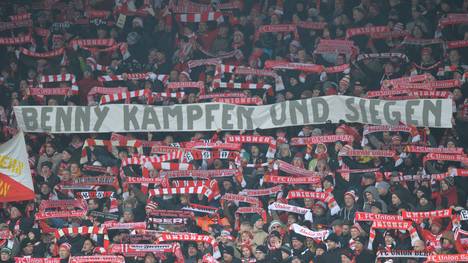 Fans von Union Berlin ermutigen Benjamin Köhler
