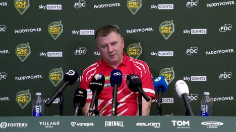 Darts-Ass Krzysztof Ratajski hat ein schweres Jahr hinter sich. Nach seinem Sieg gegen Wesley Plaisier sprach der Pole über seinen Weg zurück zur Darts-WM nach einem Hirnaneurysma.