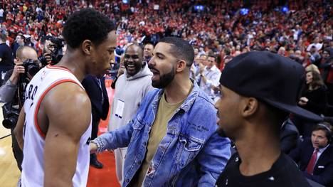 Drake feierte mit DeMar DeRozan den Seriensieg