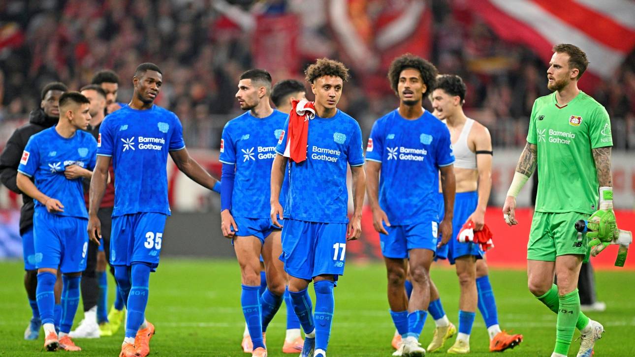 Hängende Köpfe bei den Bayer-Profis nach der Pleite in München