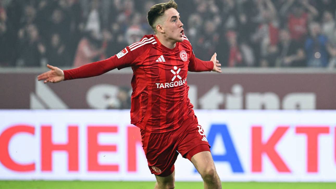 Ísak Bergmann Jóhannesson wechselt von Düsseldorf nach Köln