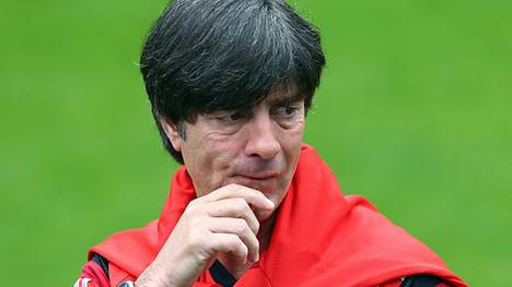 Joachim Löw will mindestens bis 2016 Bundestrainer bleiben